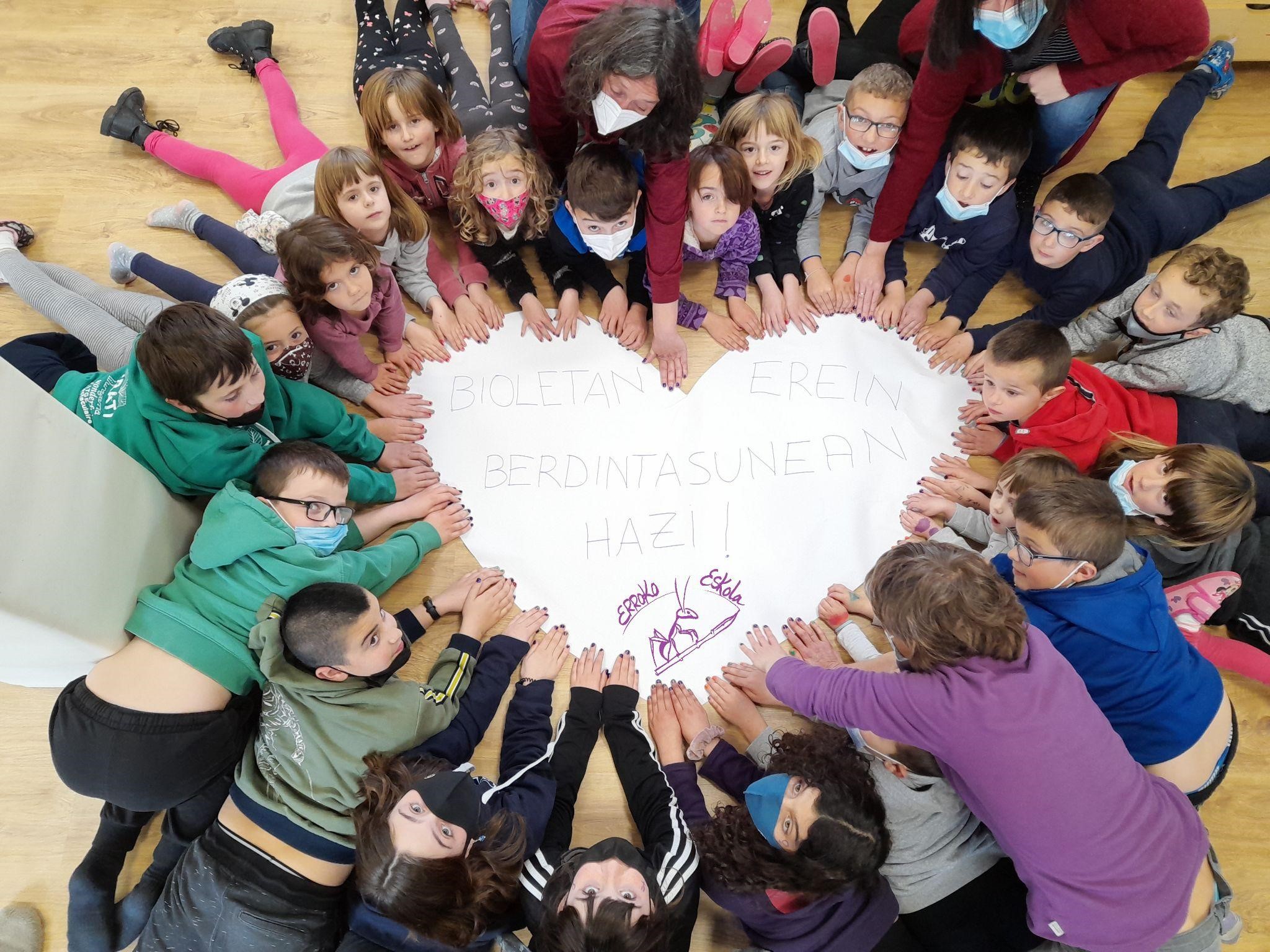 Día Internacional de la Mujer en las escuelas rurales de Auñamendi